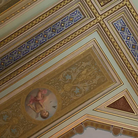 Cotton House Hotel, Autograph Collection 5*